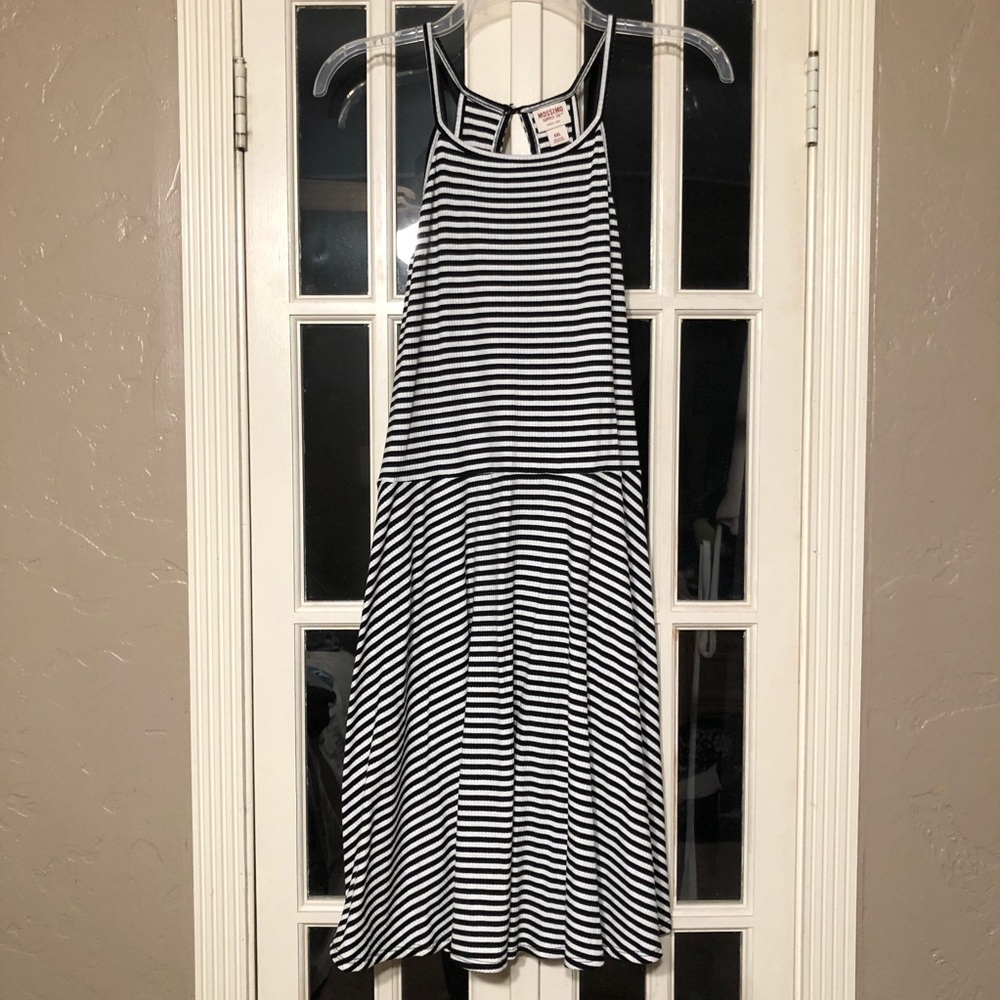 Mission black and white striped dress. XXL. EUC